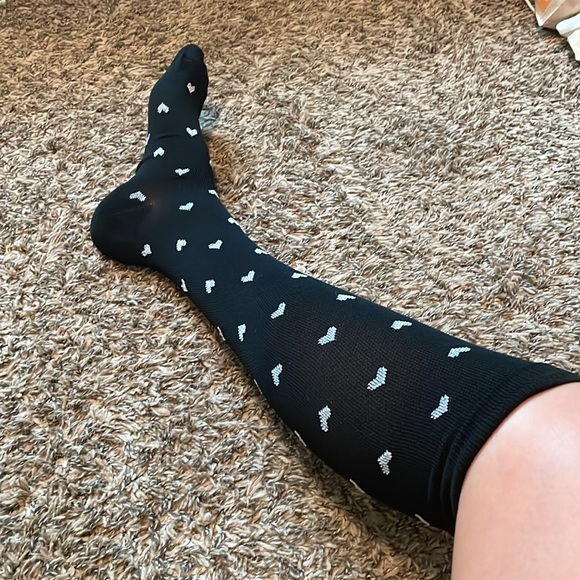 4 pairs of COMPRESSION RUNNING SOCKS - Picture 4 of 4